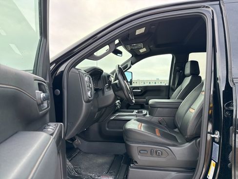 Used 2023 GMC Sierra 3500 AT4 w/ Gooseneck/5TH Wheel Package image 6