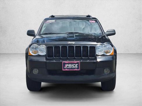 Used 2009 Jeep Grand Cherokee Laredo AWD/4WD image 2