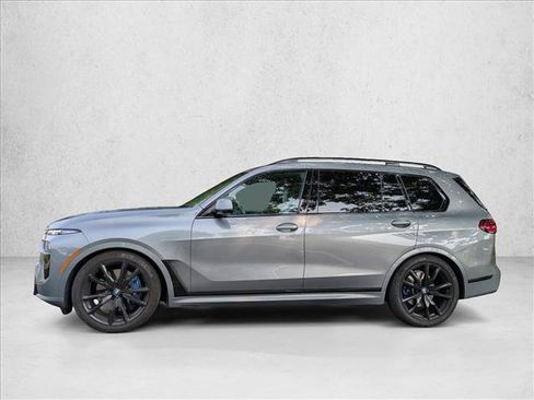Used 2024 BMW X7 xDrive40i w/ M Sport Package AWD/4WD image 9