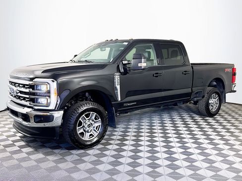Used 2023 Ford F250 Lariat w/ Lariat Ultimate Package image 4