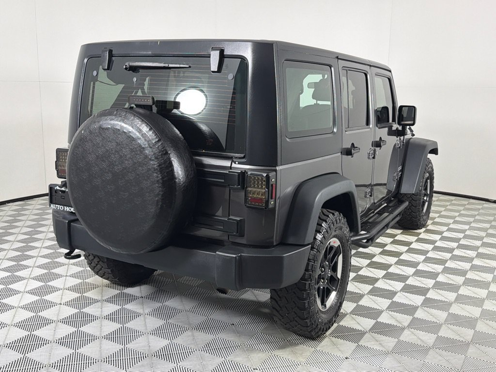 Used 2014 Jeep Wrangler Unlimited Sport w/ Connectivity Group AWD/4WD image 5