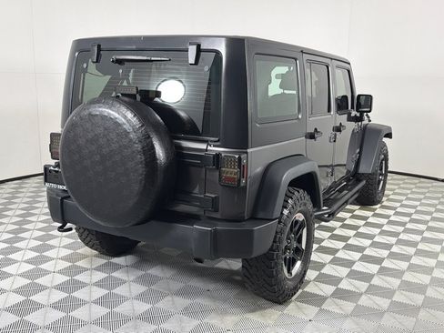 Used 2014 Jeep Wrangler Unlimited Sport w/ Connectivity Group AWD/4WD image 5