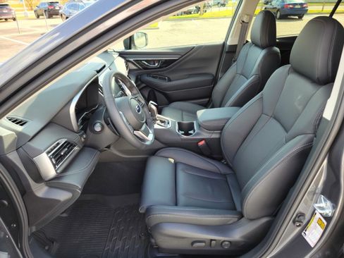 New 2025 Subaru Outback Limited image 7