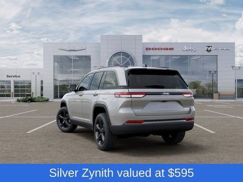 New 2026 Jeep Grand Cherokee Limited w/ Limited Altitude Package AWD/4WD image 3
