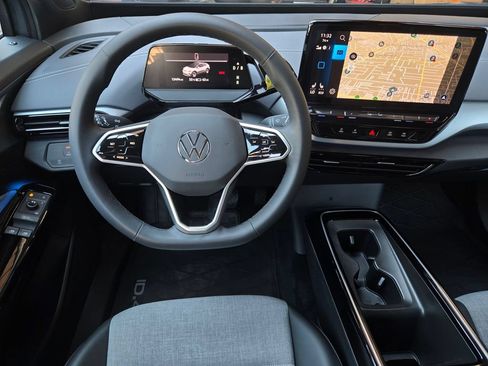 Used 2024 Volkswagen ID.4 2WD image 13