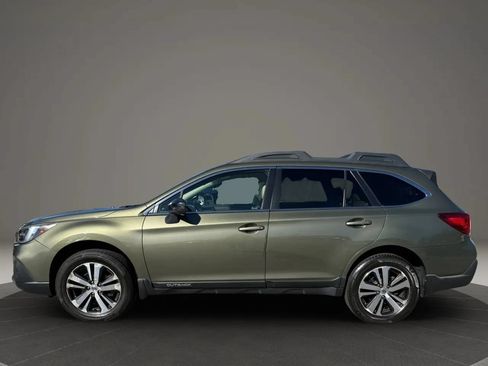 Used 2018 Subaru Outback 3.6R Limited AWD/4WD image 10