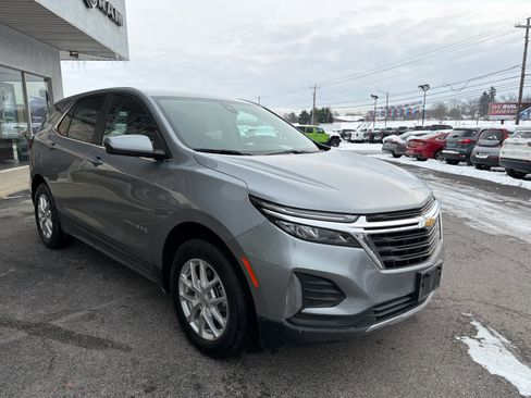 Used 2024 Chevrolet Equinox LT image 4