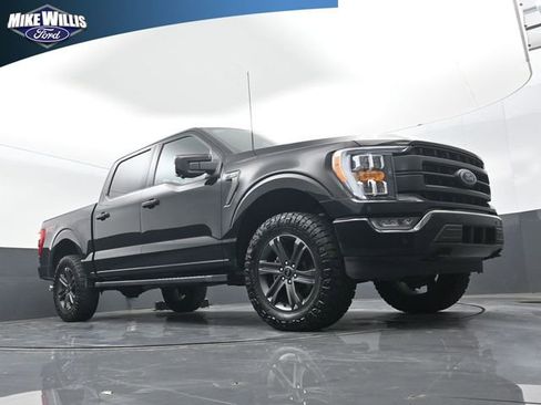 Used 2023 Ford F150 Lariat w/ Max Trailer Tow Package image 17