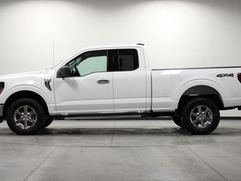 Used 2025 Ford F150 XLT w/ Equipment Group 301A Standard image 7