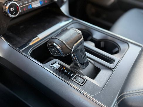 Used 2021 Ford F150 Lariat w/ Equipment Group 502A High image 15