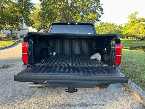 Used 2024 Toyota Tacoma SR image 10