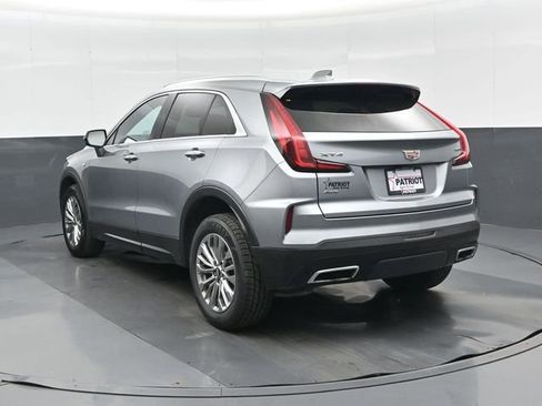 Used 2024 Cadillac XT4 Premium Luxury image 6