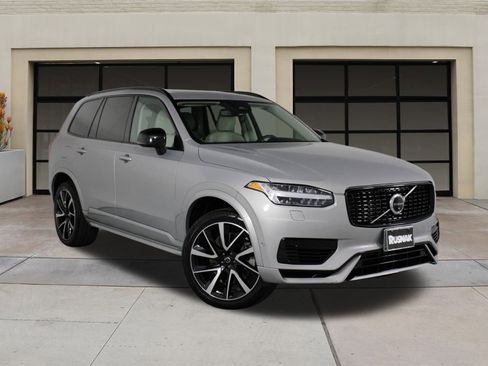 Certified 2023 Volvo XC90 T8 Plus image 34
