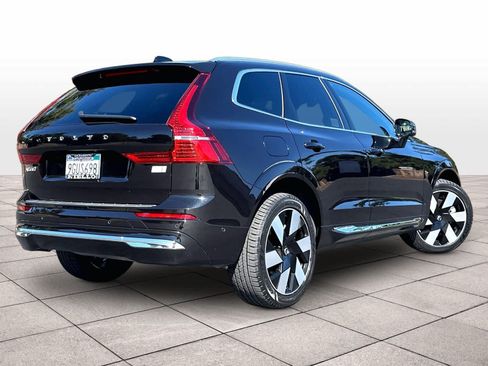 Used 2023 Volvo XC60 T8 Plus AWD/4WD image 16