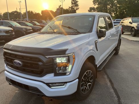 Used 2022 Ford F150 XLT w/ Equipment Group 302A High AWD/4WD image 3