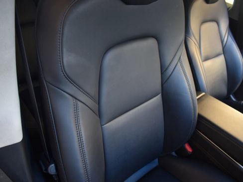 Used 2020 Tesla Model Y Long Range image 14