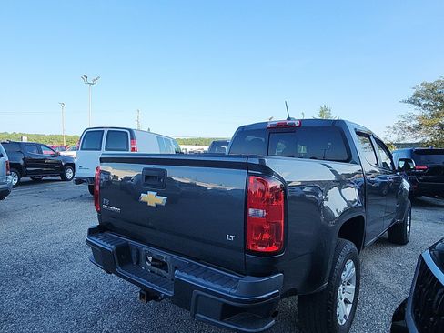 Used 2016 Chevrolet Colorado LT w/ LT Convenience Package RWD image 5