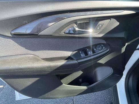 Used 2023 Chevrolet TrailBlazer LT w/ Convenience Package image 14