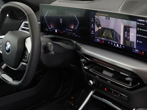 Certified 2025 BMW 330i xDrive 330i xDrive w/ M Sport Package image 20