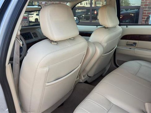 Used 2009 Mercury Grand Marquis LS RWD image 21