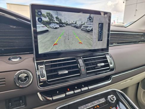Used 2024 Lincoln Navigator L Black Label AWD/4WD image 22