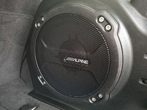 Used 2018 Jeep Wrangler Unlimited Rubicon image 28