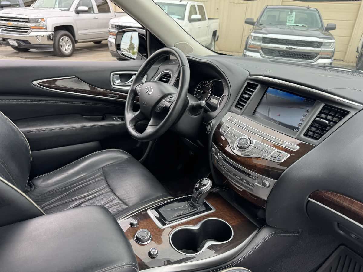 Used 2018 INFINITI QX60 Luxe w/ Deluxe Technology Package AWD/4WD image 14