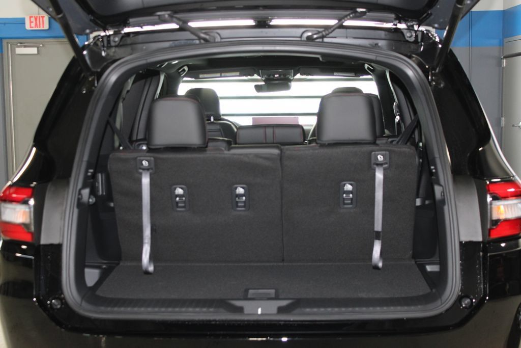 New 2026 Honda Pilot Black Edition image 14