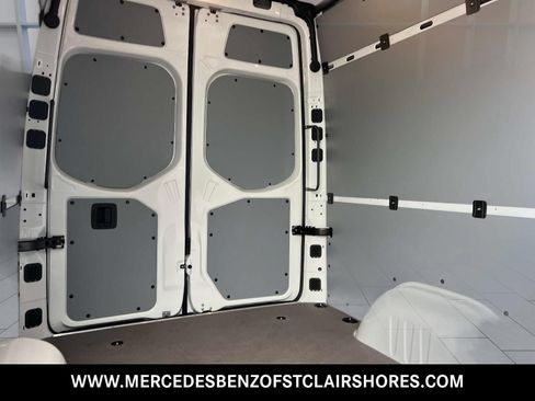 New 2026 Mercedes-Benz Sprinter 2500 image 12