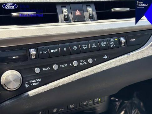 Used 2021 Lexus ES 300h w/ Luxury Package FWD image 27