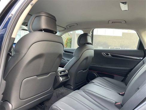 Used 2025 Genesis G80 2.5T image 20