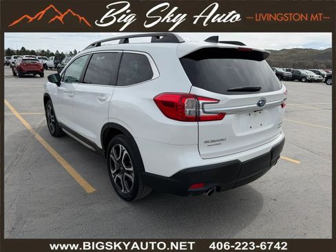 Used 2024 Subaru Ascent Limited w/ Technology Package AWD/4WD image 5