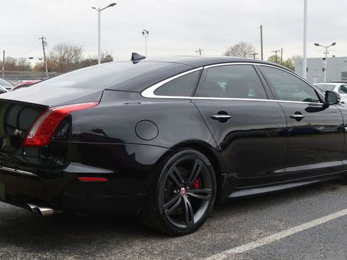 Used 2014 Jaguar XJ R LWB RWD image 13