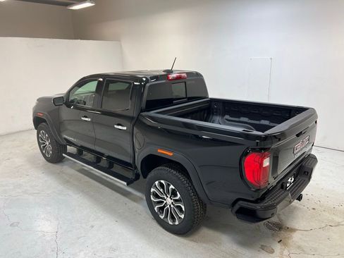 New 2026 GMC Canyon Denali image 4