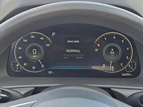 Used 2022 Hyundai Sonata Limited image 10