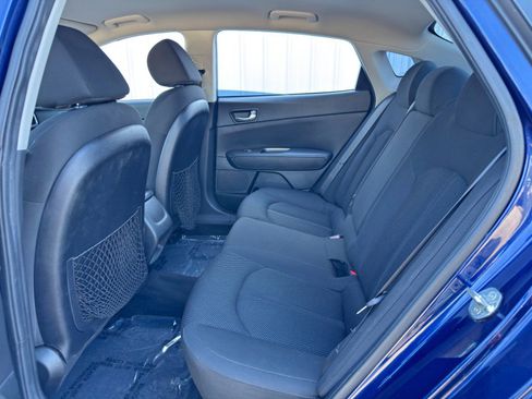 Used 2020 Kia Optima LX image 30