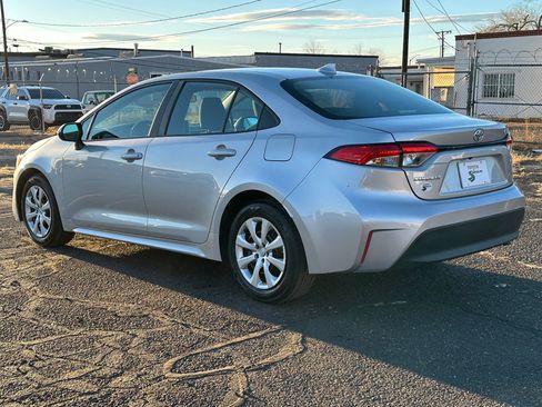 Used 2024 Toyota Corolla LE image 3