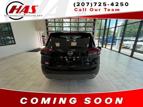 Used 2023 Nissan Rogue S AWD/4WD image 5