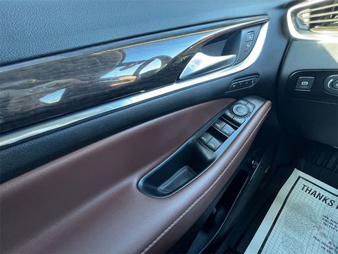 Used 2021 Buick Enclave Avenir w/ Avenir Technology Package image 22