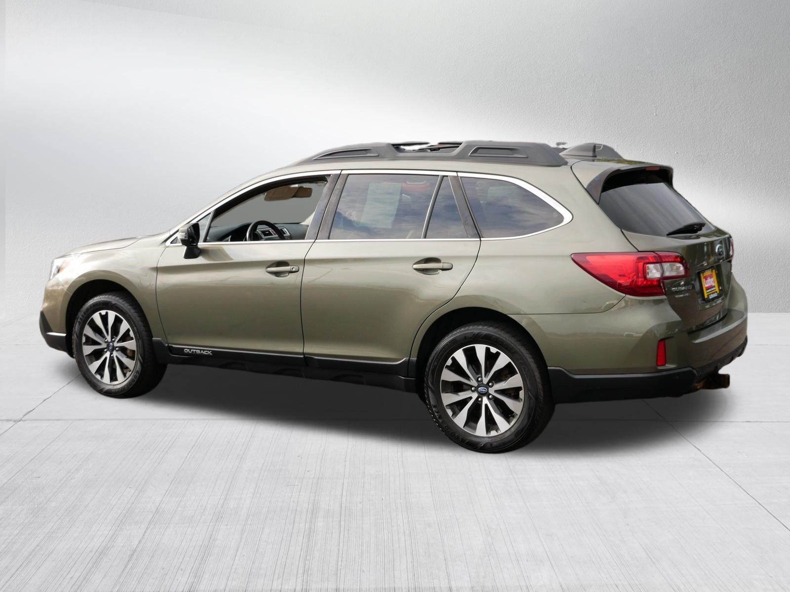 Used 2017 Subaru Outback 2.5i Limited AWD/4WD image 4