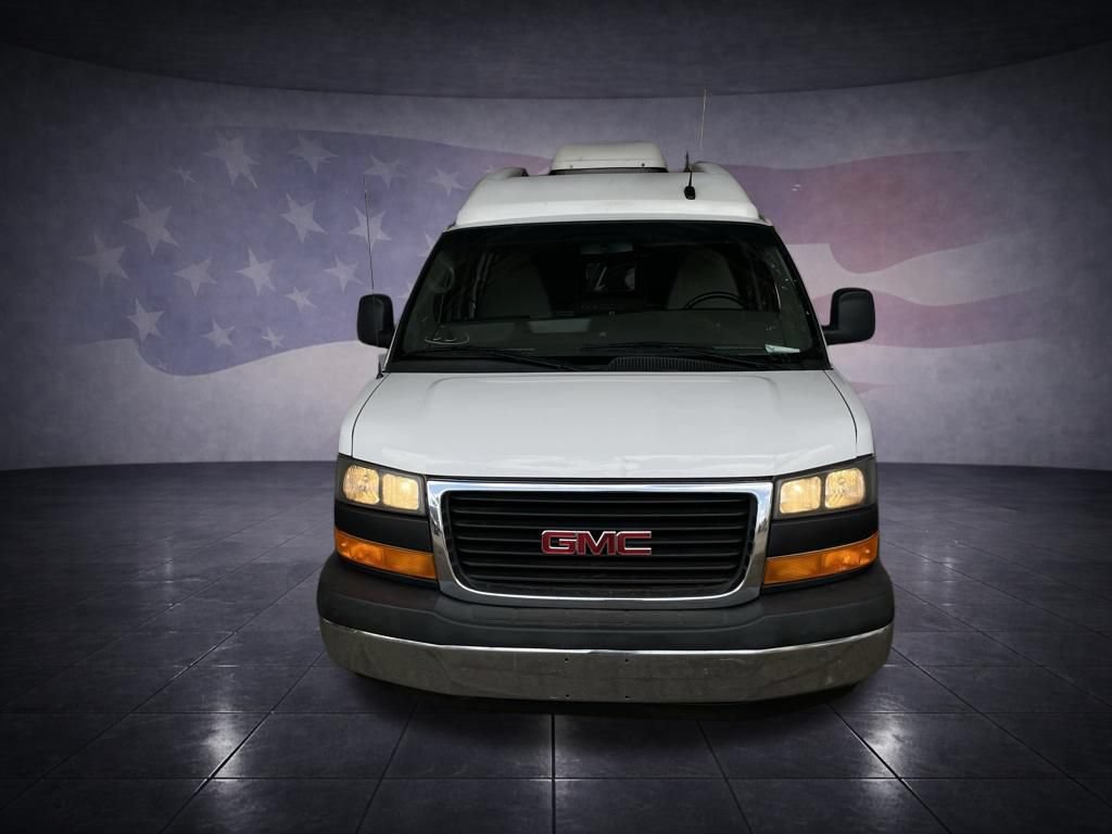 Used 2014 GMC Savana 3500 Extended RWD image 8