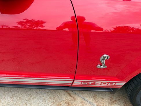 Used 2008 Ford Mustang Shelby GT500 RWD image 39