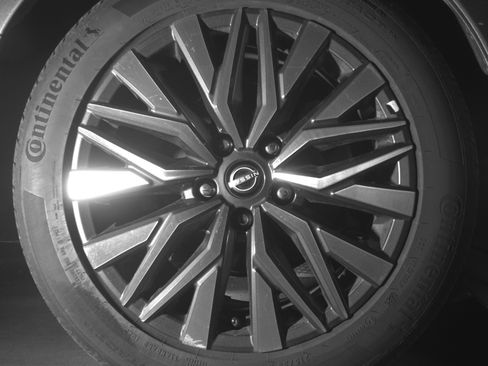 Used 2025 Nissan Altima 2.5 SV image 15