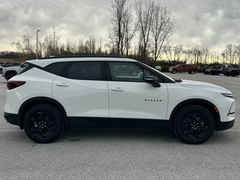 New 2025 Chevrolet Blazer LT w/ Midnight/Sport Edition image 2