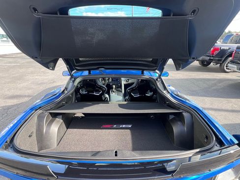 Used 2016 Chevrolet Corvette Z06 w/ Z07 Performance Package RWD image 21