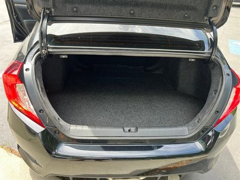 Used 2020 Honda Civic Sport image 21