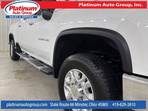 Used 2021 Chevrolet Silverado 2500 LTZ w/ LTZ Convenience Package image 47
