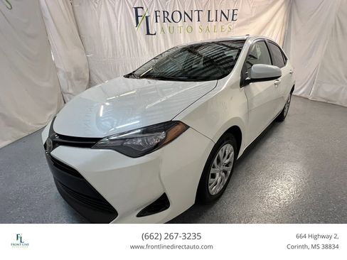Used 2018 Toyota Corolla LE FWD image 3
