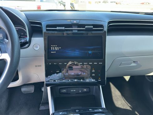 Used 2024 Hyundai Tucson SEL image 18