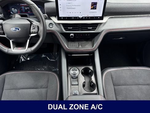 Used 2025 Ford Explorer ST w/ Sun And Sound Package AWD/4WD image 17